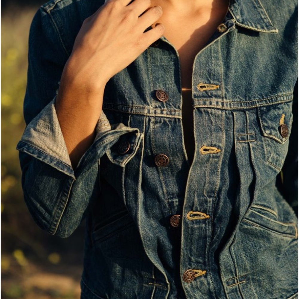 ❤️🔥Elle❤️🔥Beautiful Jean Jacket 4 Ladies❤️🔥Measurements in Pics❤️🔥 - Picture 1 of 14